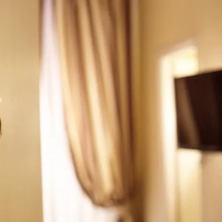 Magenta Deluxe Cancello