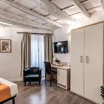 Magenta Deluxe Cancello Penzion 4*